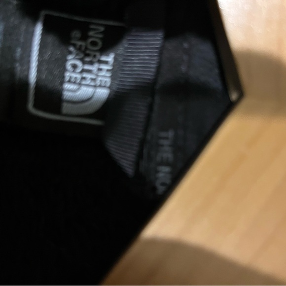 North Face Black Furry Jacket S - Picture 3 of 3